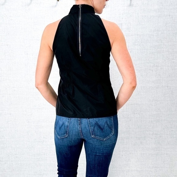 Vince Ruffled Front Top - Picture 6 of 8